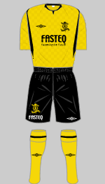 livi 2009-10 home strip